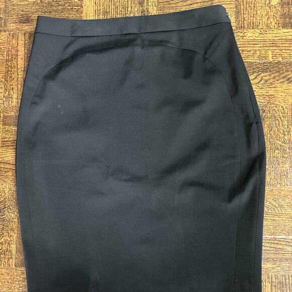 Ted Baker Pencil Skirt size "3" (actually fits like a size 6-7) - Picture 3 of 9